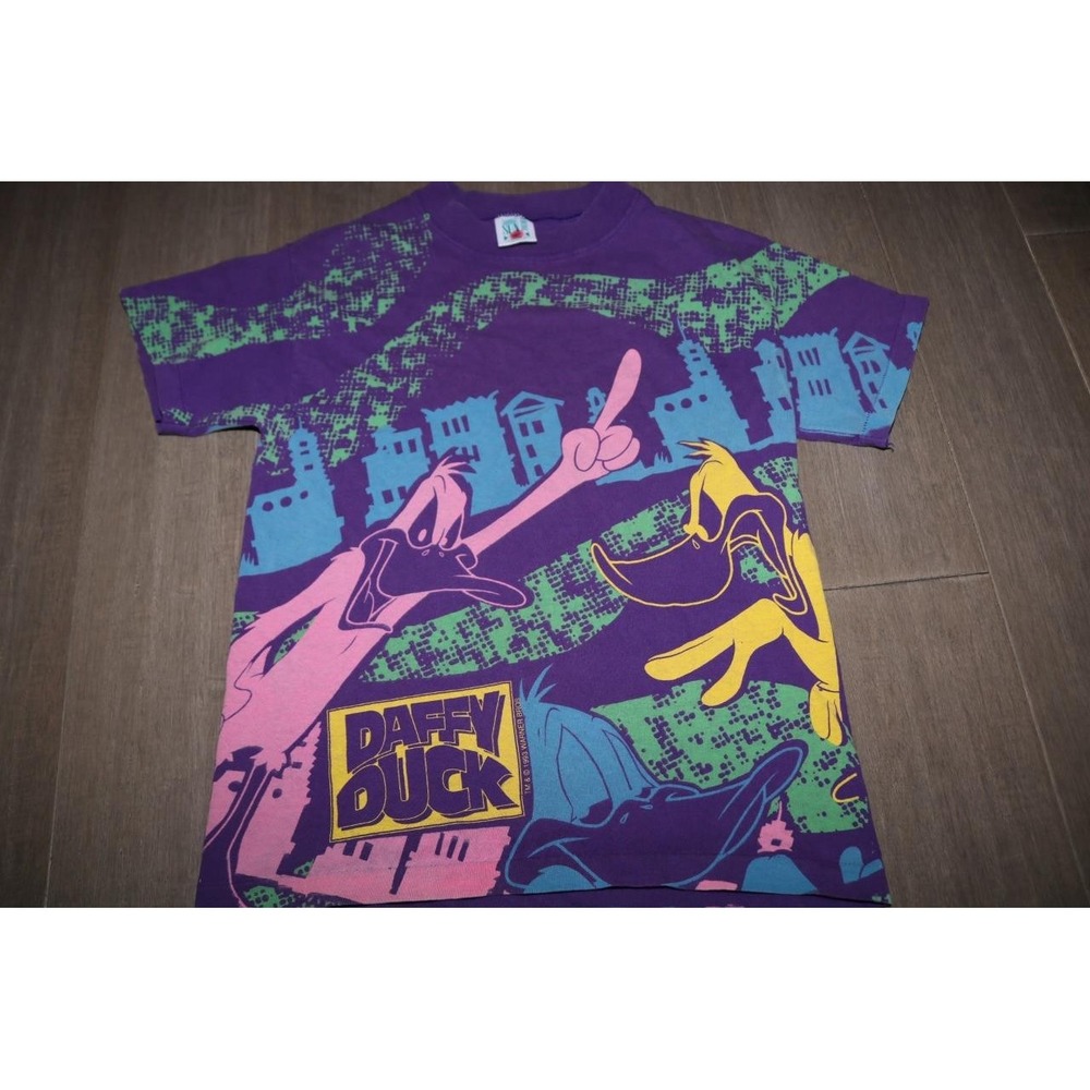 Vintage 1993 Daffy Duck All Over Print Shirt Sun Sportswear Purple Boys Big L